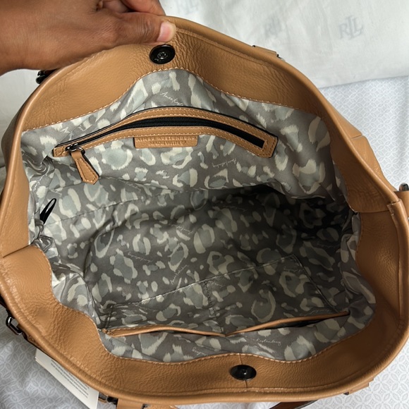 AIMEE KESTENBERG LARGE LEATHER TOTE HANDBAG PURSE MSRP $298.00 NWT - Picture 5 of 12